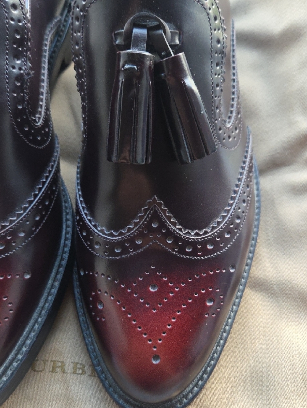 NEW Women's Burberry Tassel Brogue Wingtip Loafers  Size 39.5 - Picture 11 of 11